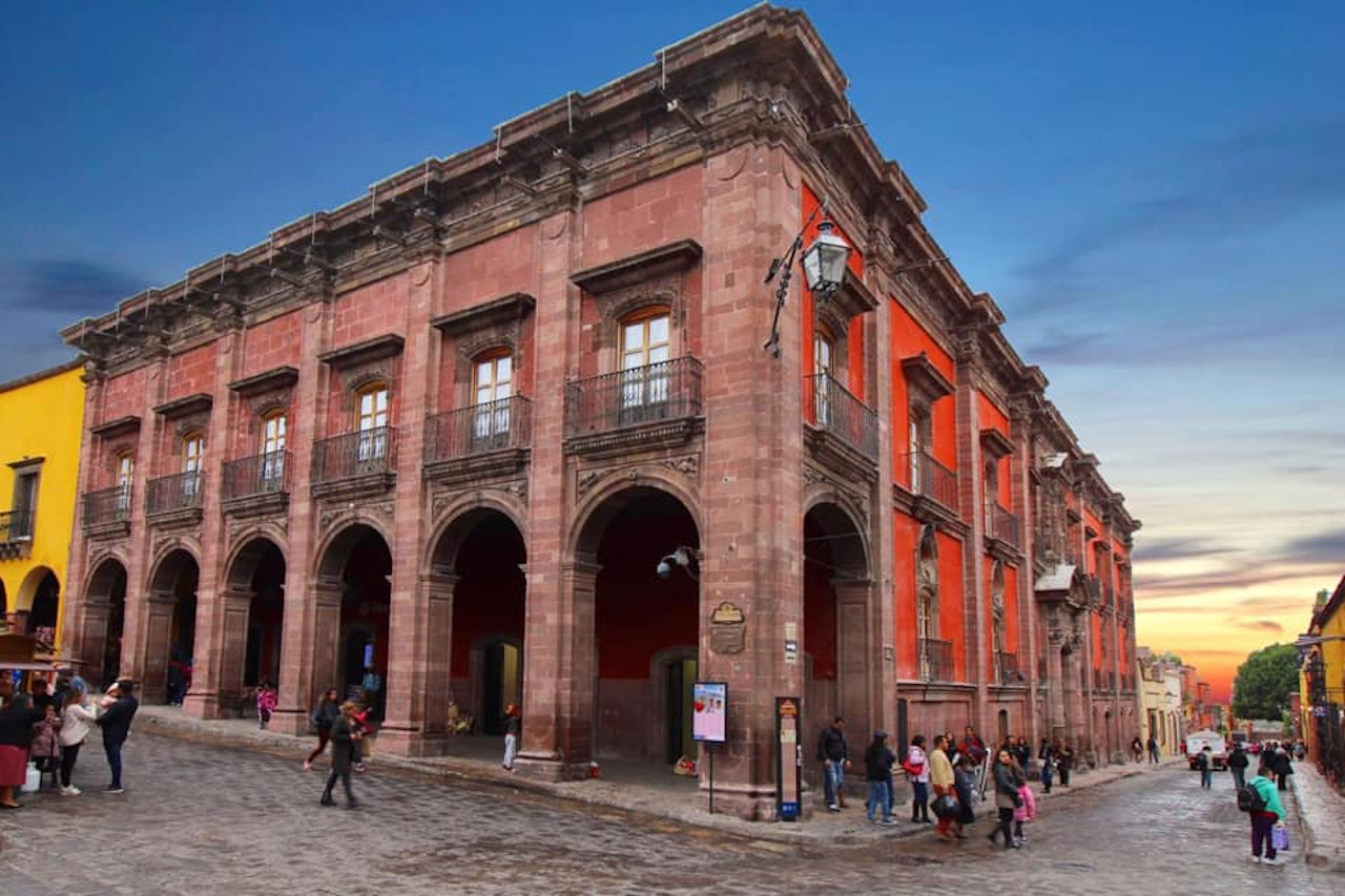 Casa del Mayorazgo de la Canal 1.png